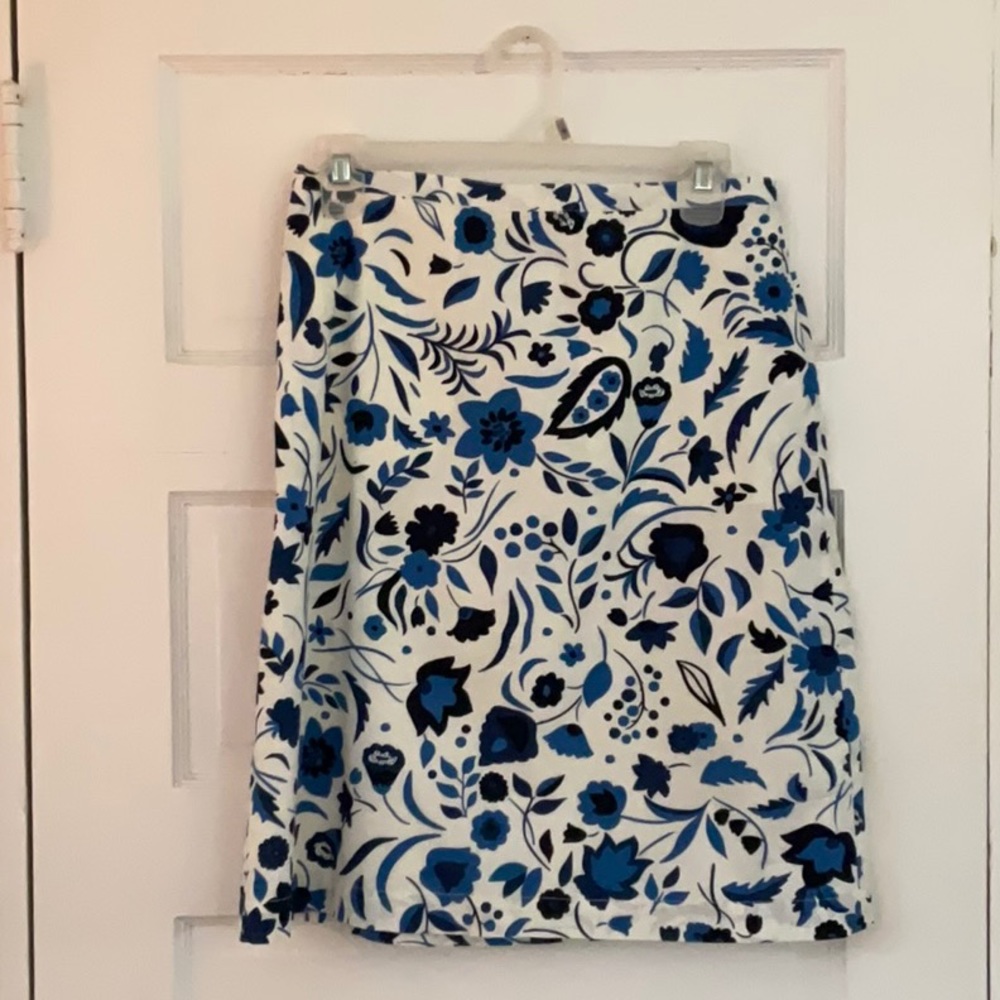 Boden skirt, blue and white, size 8R